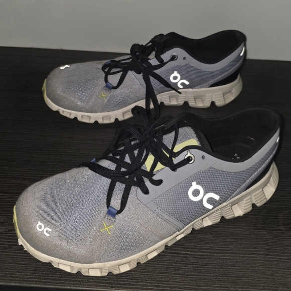 On Running Gray and Black Sneakers - Picture 5 of 6